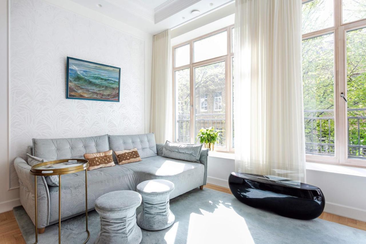 Jogailos Residence Peaceful Old Town Luxury 3 Bdr, 2 Bthr, Free Garage, Top-Speed Wifi VNO Dış mekan fotoğraf