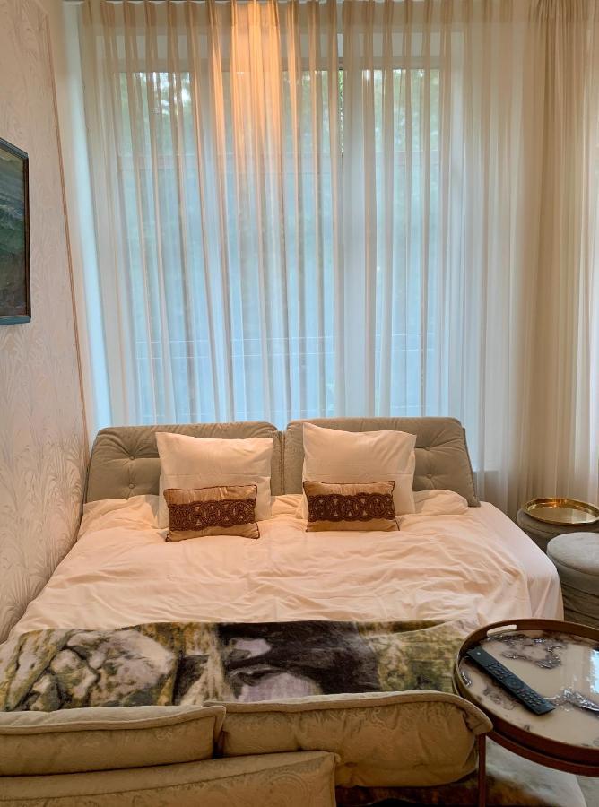 Jogailos Residence Peaceful Old Town Luxury 3 Bdr, 2 Bthr, Free Garage, Top-Speed Wifi VNO Dış mekan fotoğraf